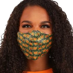 Guangzhou Fashion Travelling Goods Co. Ltd Pumpkins Pattern Sublimated Face Mask For Adults